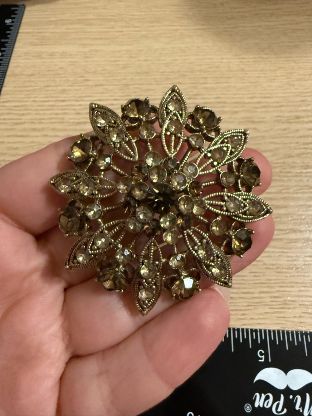 Vintage Weiss Champagne Rhinestone Sunburst Brooch Gold Tone Signed W 2 Inch
